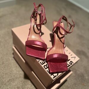 Vicenza Lezard Metal Blossom heels